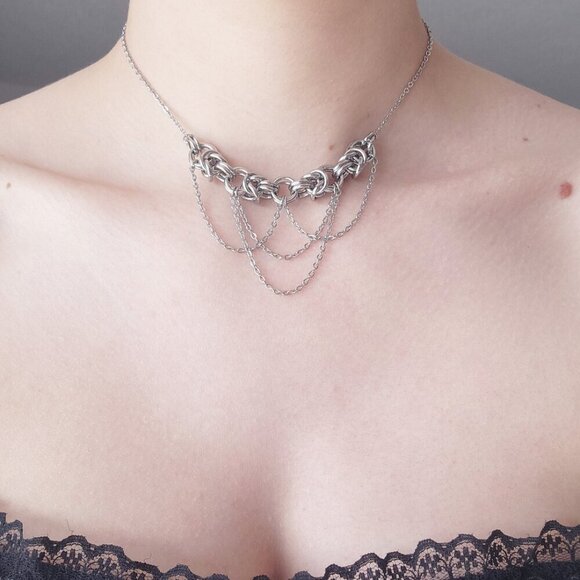 Gothic victorian princess silver chandelier chain mail choker necklace - Picture 6 of 7